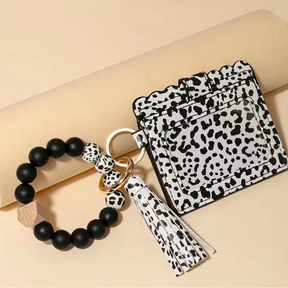 Brand New Black Leopard Tassel Silicone Bracelet Cardholder-Wallet Keychain - Picture 5 of 6